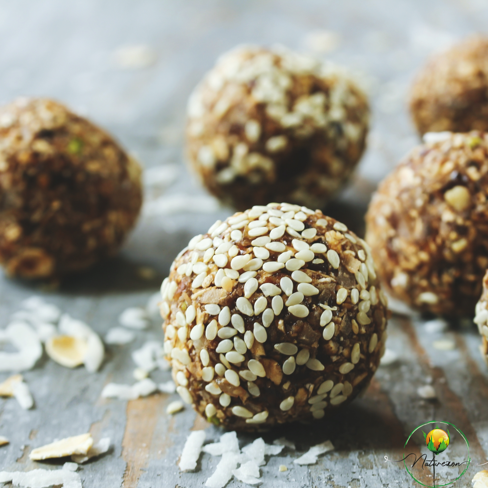 Vegane Sesam-Energy-Balls